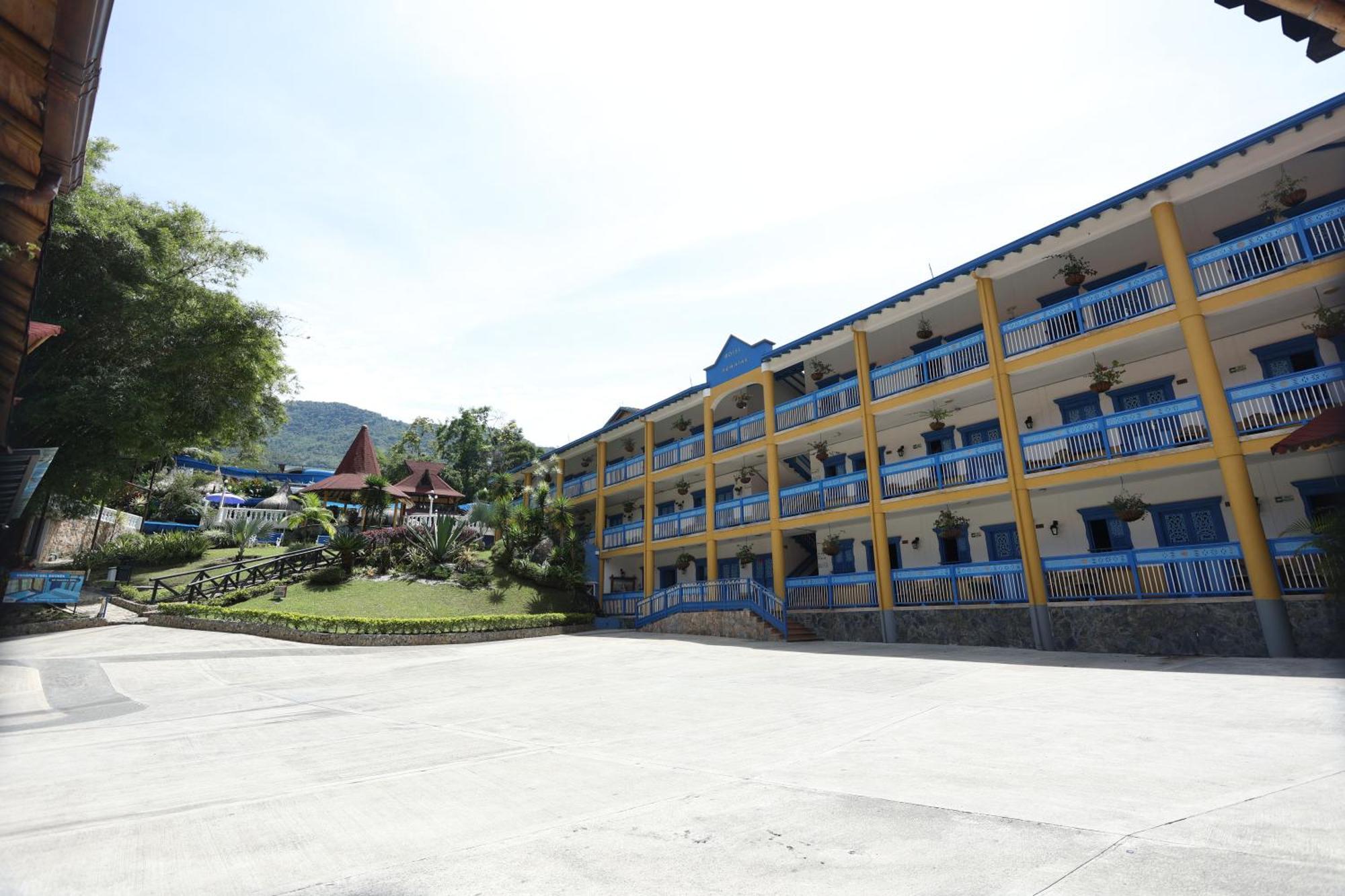 Hotel Aguatur Cocorna Exterior photo